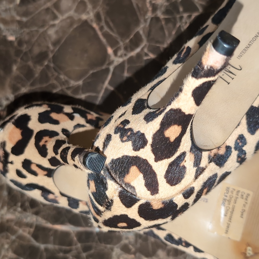 INC International Concepts Women's Leopard Print Heels - Picture 6 of 7